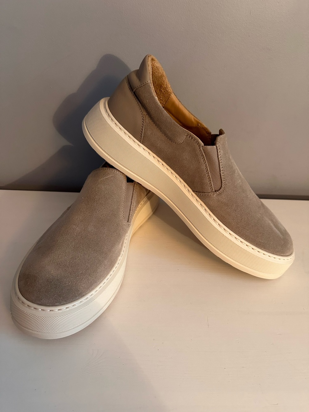 La Canadienne - Men’s, Slip On, Sneakers, Beige, Suede, Size 41 (8), Like New